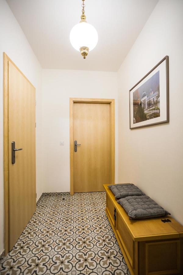 Apartman Karlovarska Marianske Lazne Exterior photo
